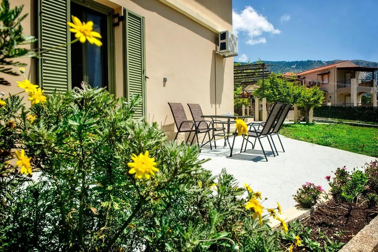 Garbis Garden View Apartment Valsamata Greece