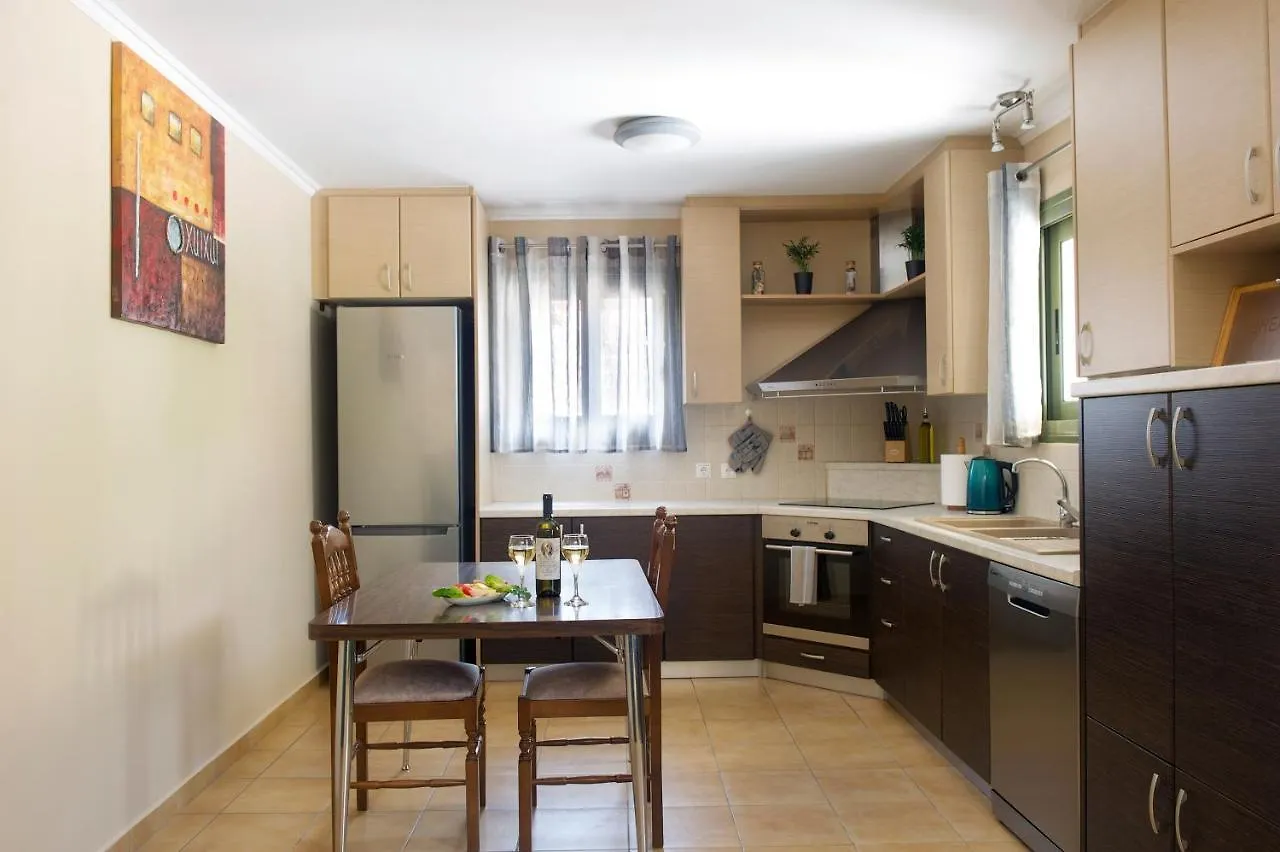 Garbis Garden View Apartment Valsamata Greece