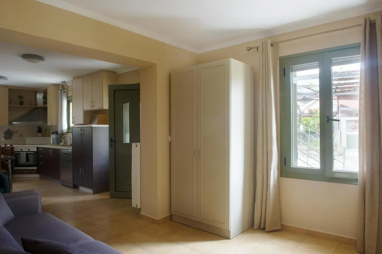 Garbis Garden View Apartment Valsamata 0*,  Greece